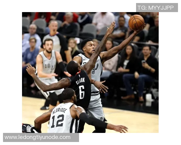 KJ马丁NBA生涯数据回顾22-23赛季火箭表现显著提升场均得分突破12分