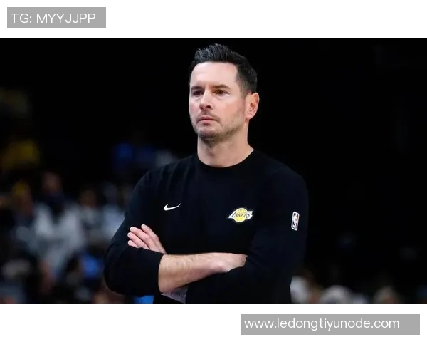 湖人替补得分惨淡遭遇惨败雷迪克需迎接严峻挑战与考验 湖人替补得分惨淡遭遇惨败雷迪克需迎接严峻挑战与考验