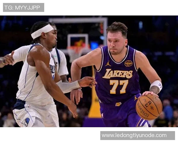 二人组得分榜揭晓东契奇与里夫斯强势领跑SGA与切特紧随其后